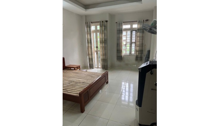 Bán nhà 60m², 4PN, 4WC, 4.9 tỷ, Hương lộ 2, Bình Trị Đông, Bình Tân